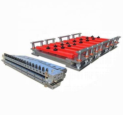 Single Cavity 1320mm P20 Foam Board Extrusion Mould for Furniture and Advertising Boards