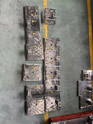 PVC Extrusion Mould for Plastic Skirting Baseboard Profile WPC Extrusion Equipment