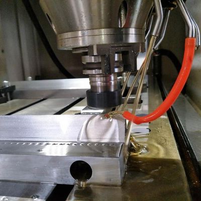 600mm PP Melt Blown Die with Spinneret Plate White MeltBlown Nonwoven Fabric Machine