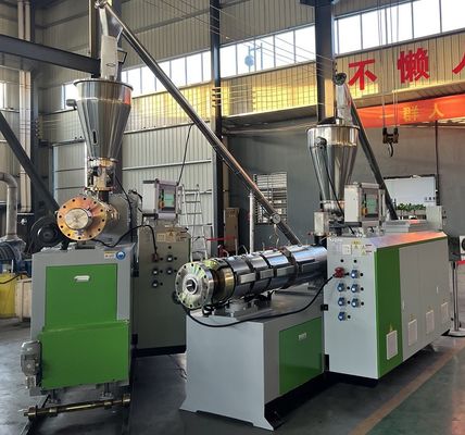 PP Turn-key Project WPC Decking Profile Extruder Machine with Wood Wastage Solution
