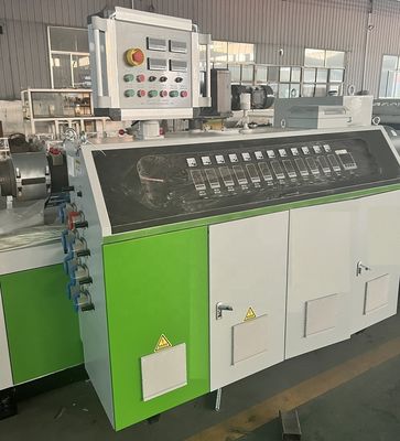 Outdoor Decking WPC Wood Plastic Composite Floor Extruder Making Machine Customizable