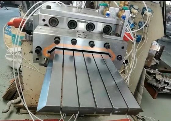 AutoCAD Designed PE WPC Board Sheet Extrusion Mould Die Head for PVC Profile Decking