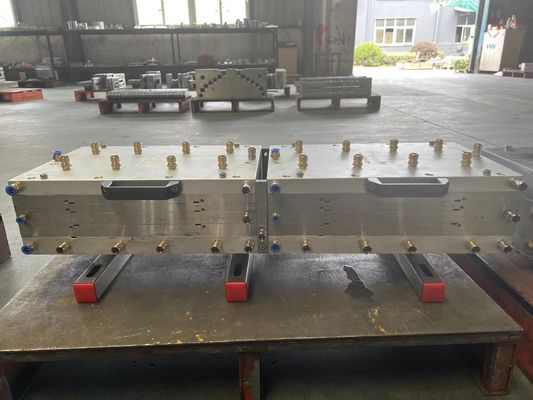 UPVC Extrusion Window Profile Mould with Electroplating Polishing Surface Treatment