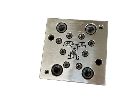 3CR17 Mould Material Silver PVC Profile Extrusion for Window and Door Accessories