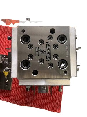 Electroplating Polishing Surface Treatment PVC Plastic Extrusion for Window and Door Mould