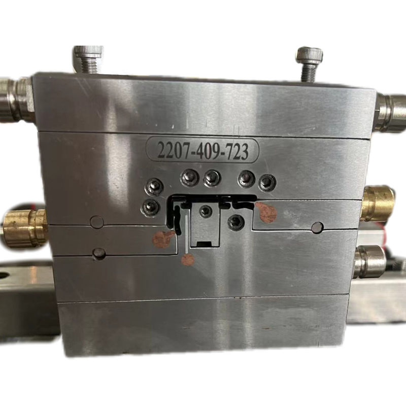 Silver Finish UPVC Door Edge Banding Mould with Custom Design and 3CR17 Material