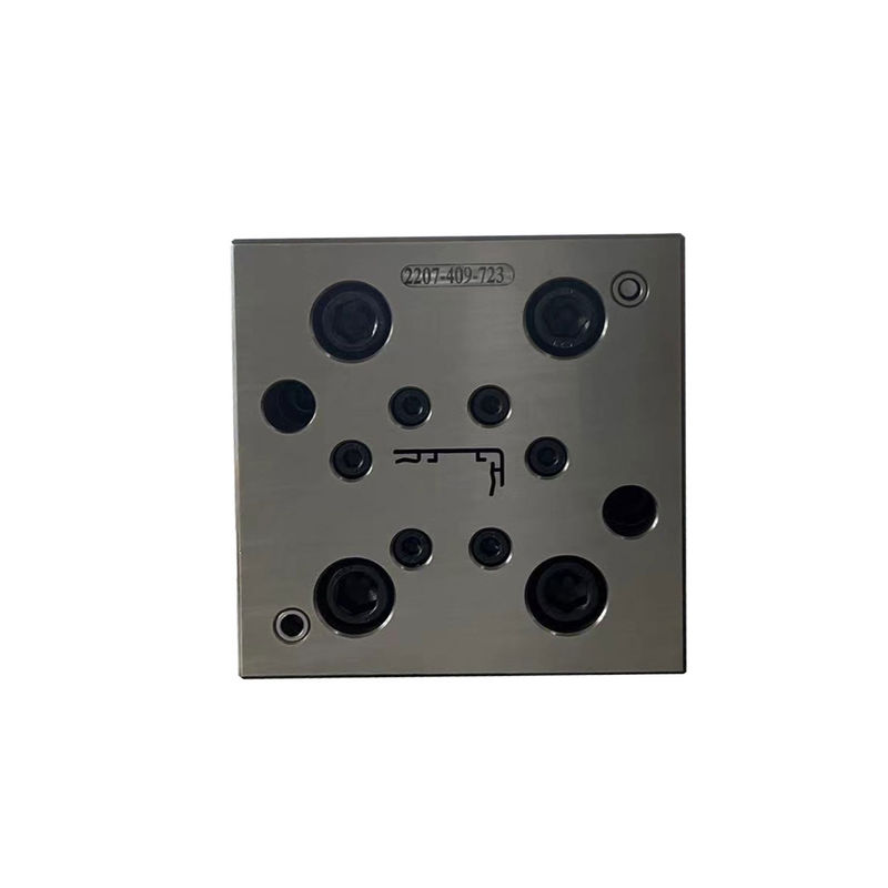 Silver PVC Wood Plastic Door Interlock Profile Extrusion Mould for Household Products